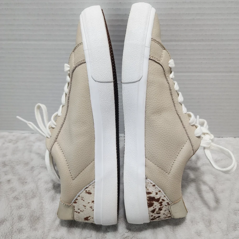 Lucky Brand Divahna Sneaker Women's Sz 8.5 Beige Pebbled Leather